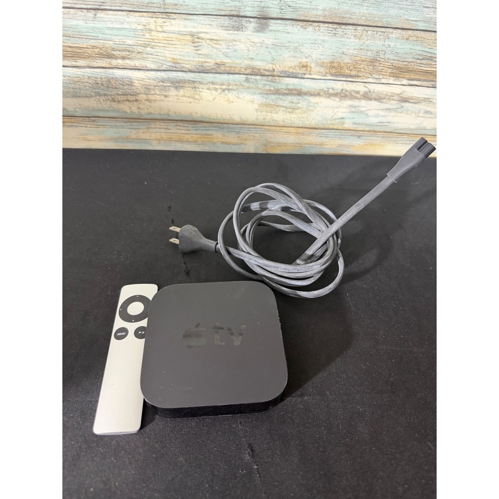 Apple TV 3rd Gen A1469 Black Good Streaming Media Player Remote Cable